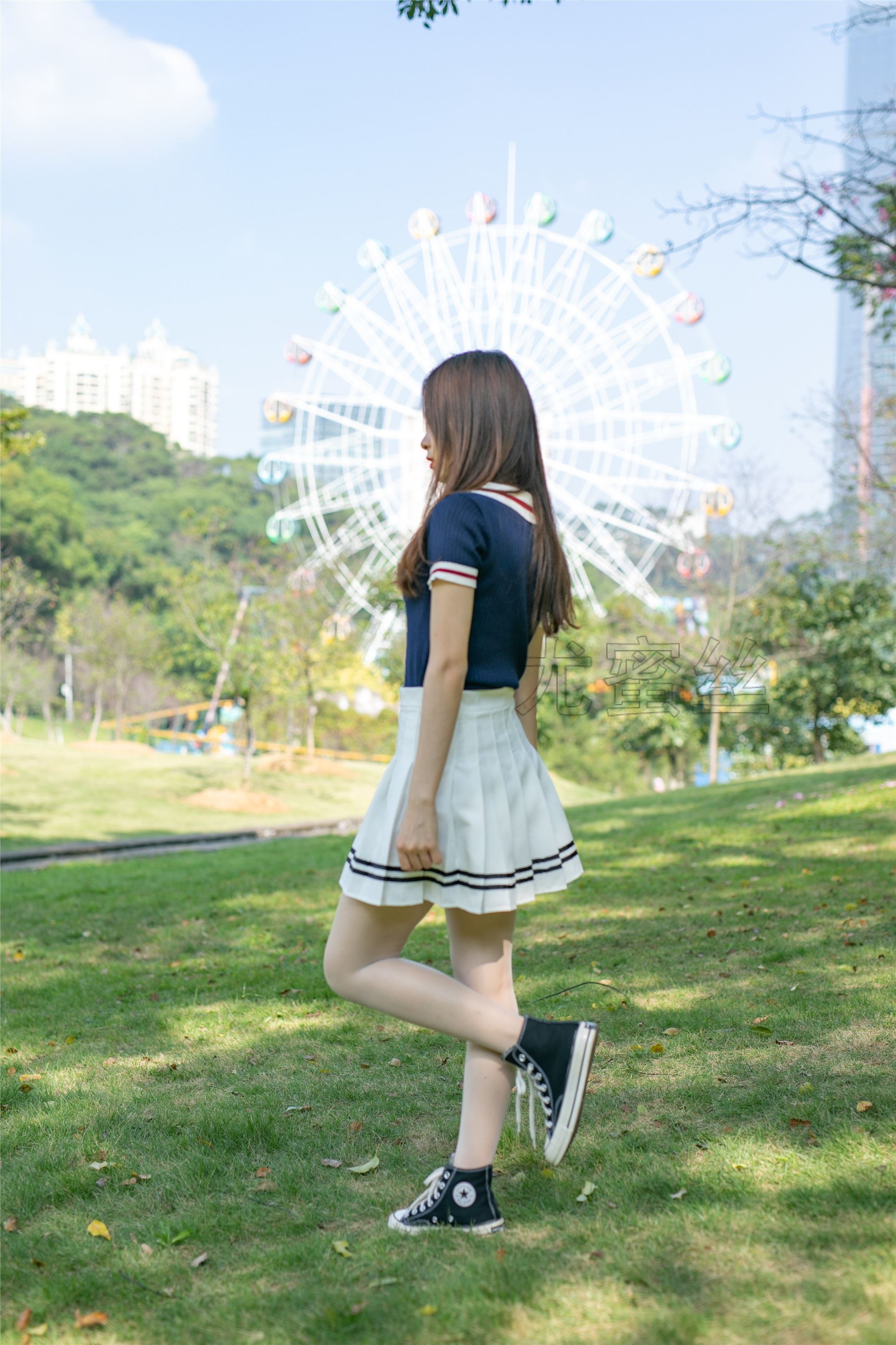 尤蜜丝 穿搭写真 NO.035